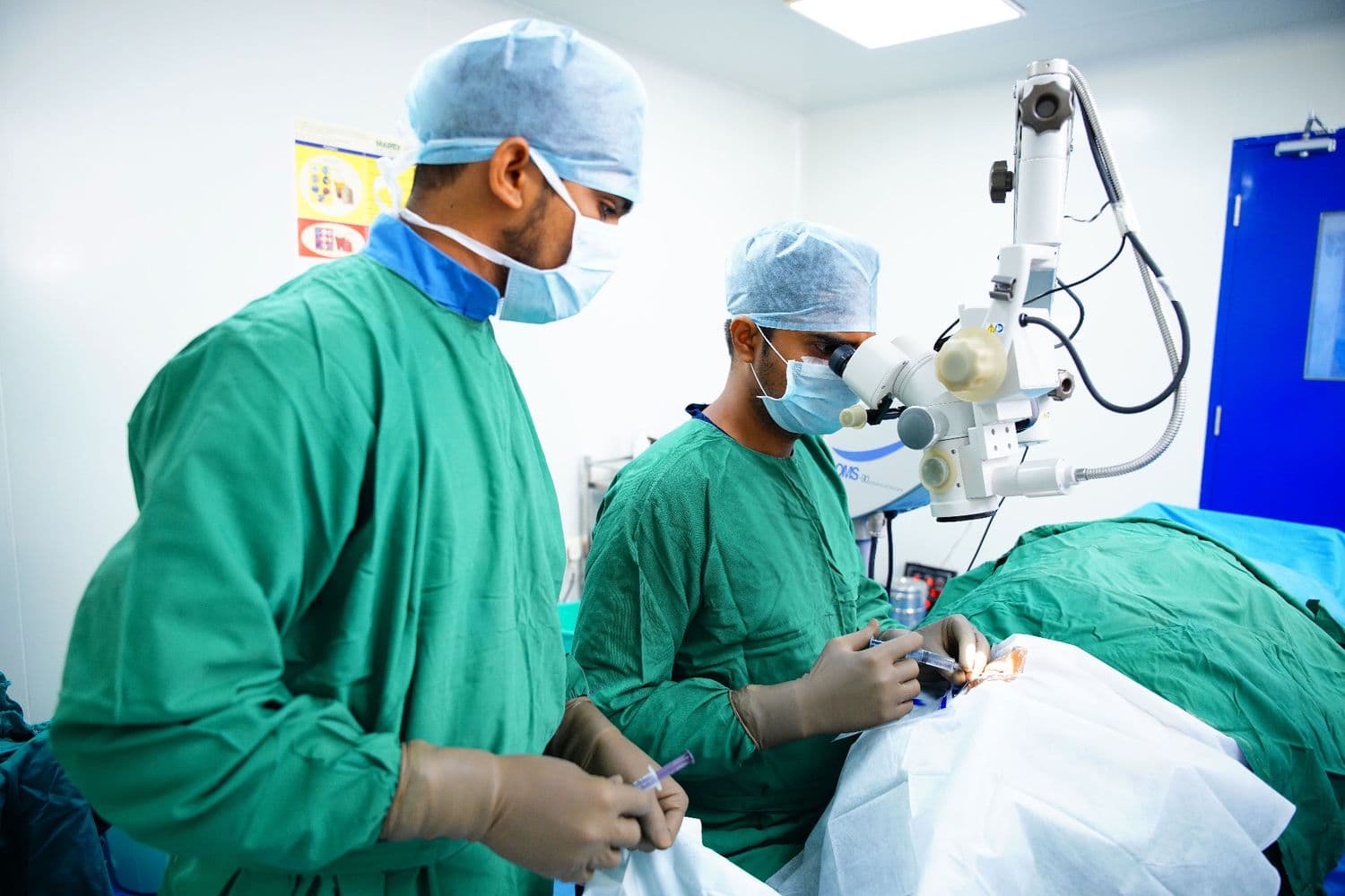 LASIK & Refractive Surgery